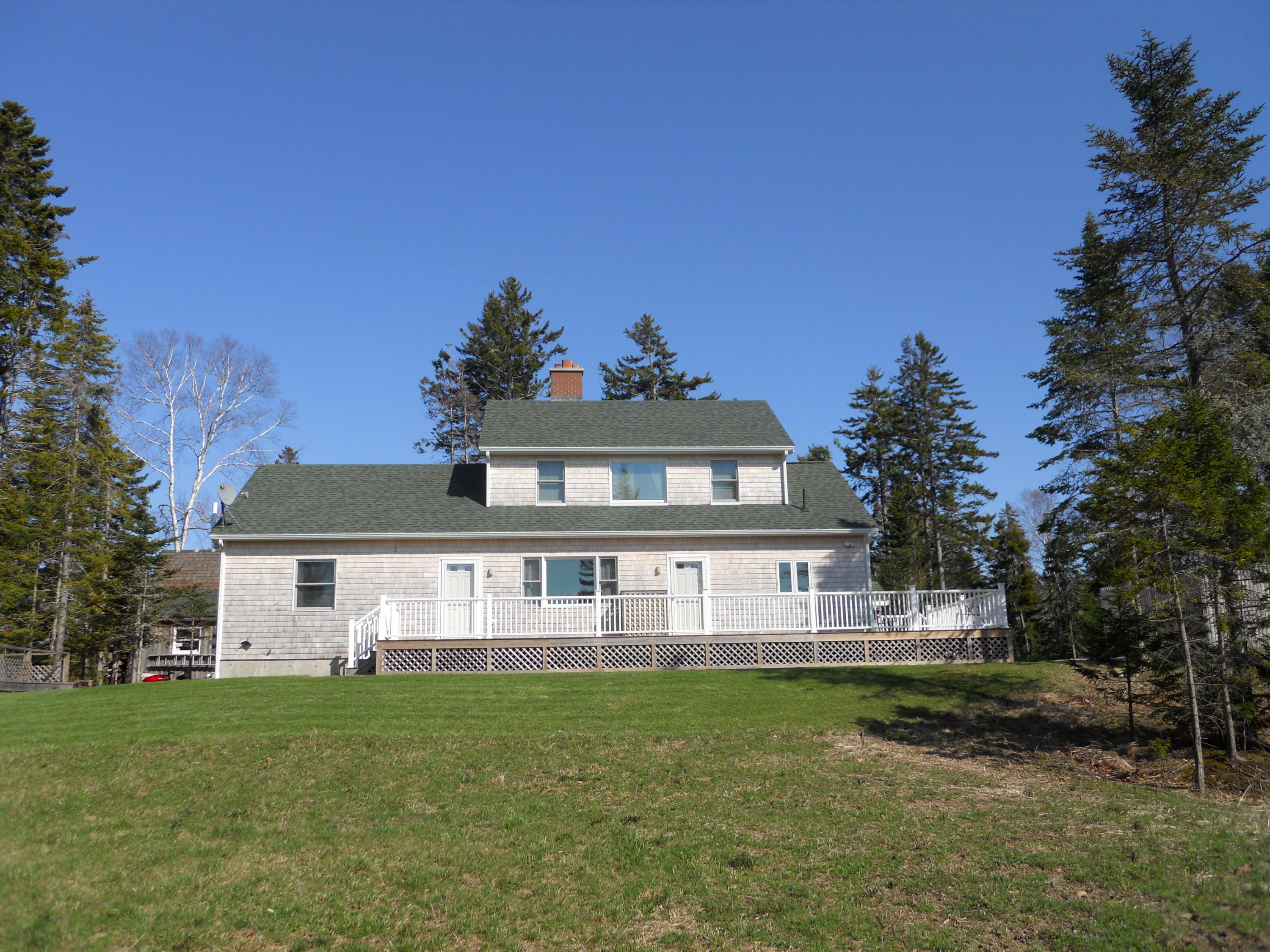 443 Ferry Road Islesboro, ME 04848 - Photo 2 of 25 CedarShingleFerryRdExterior WestDSCN7884