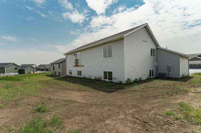 $469,900 | 1812 Brandt Drive Northeast, Byron, MN 55920