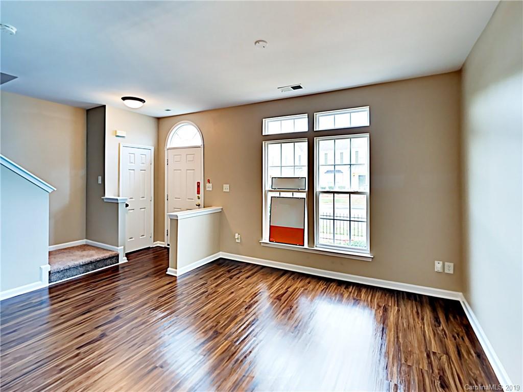 4857 Prosperity Ridge Road Charlotte, NC 28269 - Photo 4 of 19 Gallery Image 4