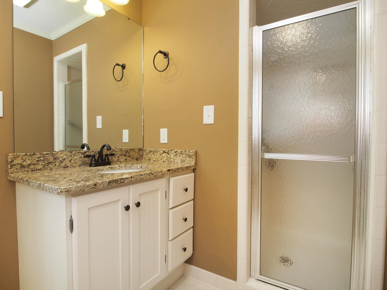 20 McDonald Road East Pinehurst, NC 28374 - Photo 21 of 29 xbath2