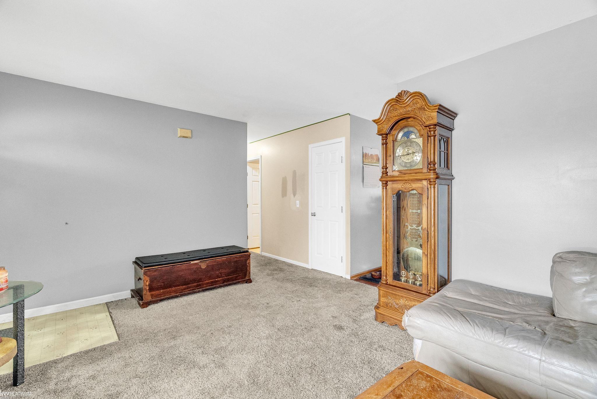 5540 Tice Road Fort Gratiot, MI 48059 - Photo 9 of 36