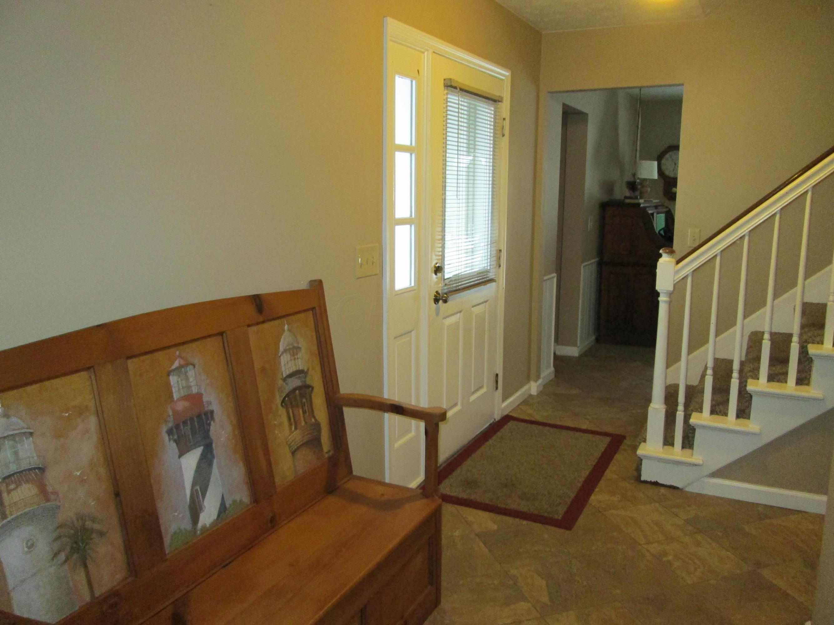 2115 Stancrest Road Dublin, OH 43016 - Photo 12 of 22 Gallery Image 12