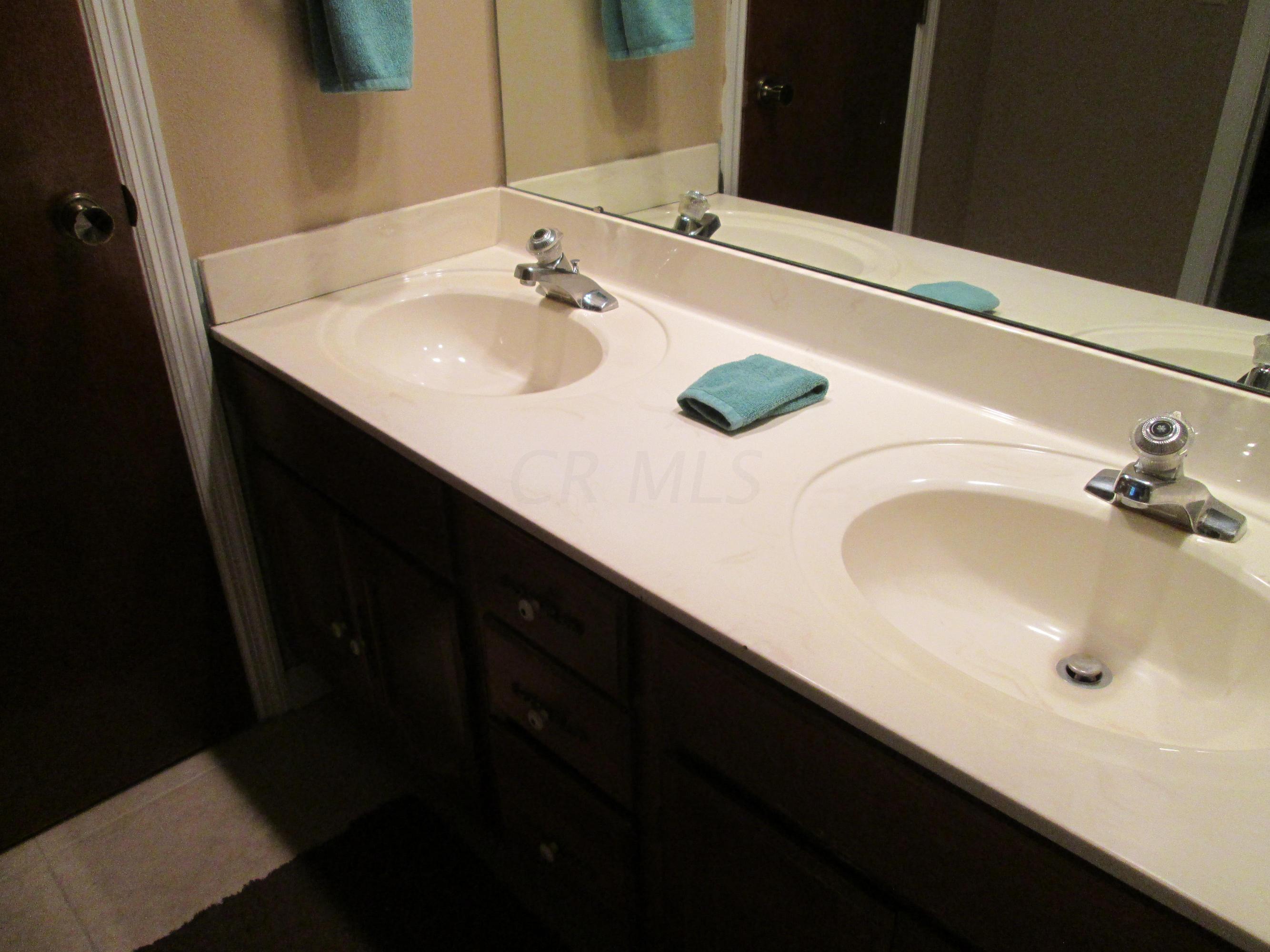 2115 Stancrest Road Dublin, OH 43016 - Photo 15 of 22 Gallery Image 15