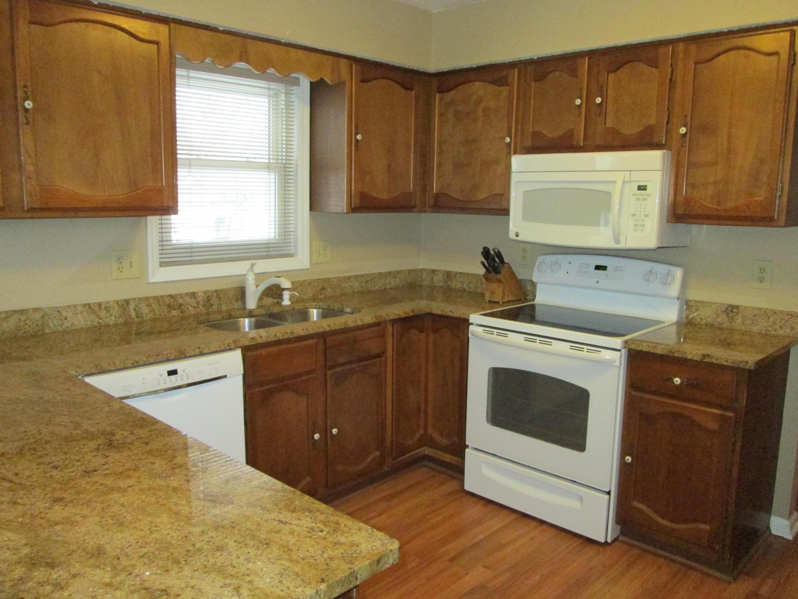2115 Stancrest Road Dublin, OH 43016 - Photo 2 of 22 Gallery Image 2