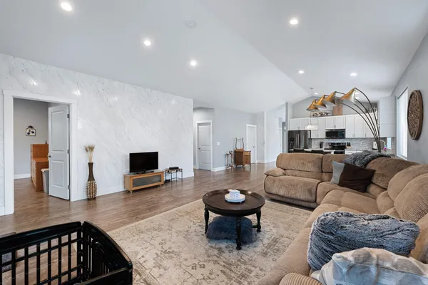 $435,000 | 17917 North Division Road, Colbert, WA 99005