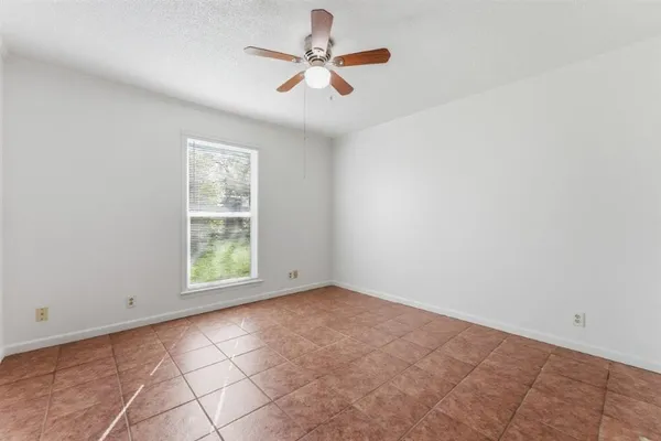 $1,450 | 3711 Lawrence Lane, Lake Charles, LA 70605