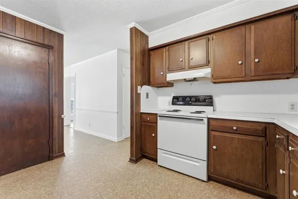 $1,450 | 3711 Lawrence Lane, Lake Charles, LA 70605