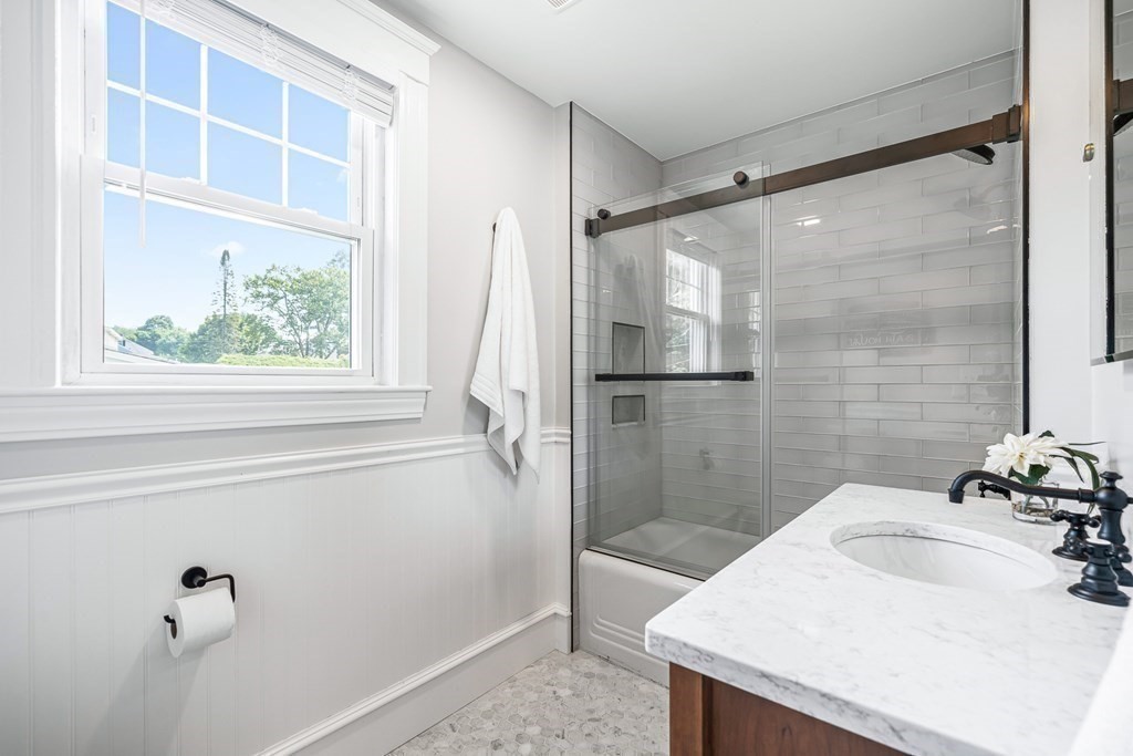 53 Herrick Road North Andover, MA 01845 - Photo 27 of 41 Gallery Image 27