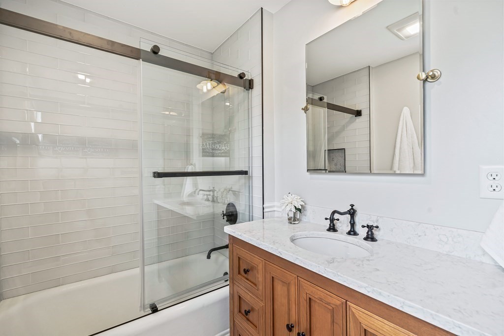 53 Herrick Road North Andover, MA 01845 - Photo 28 of 41 Gallery Image 28