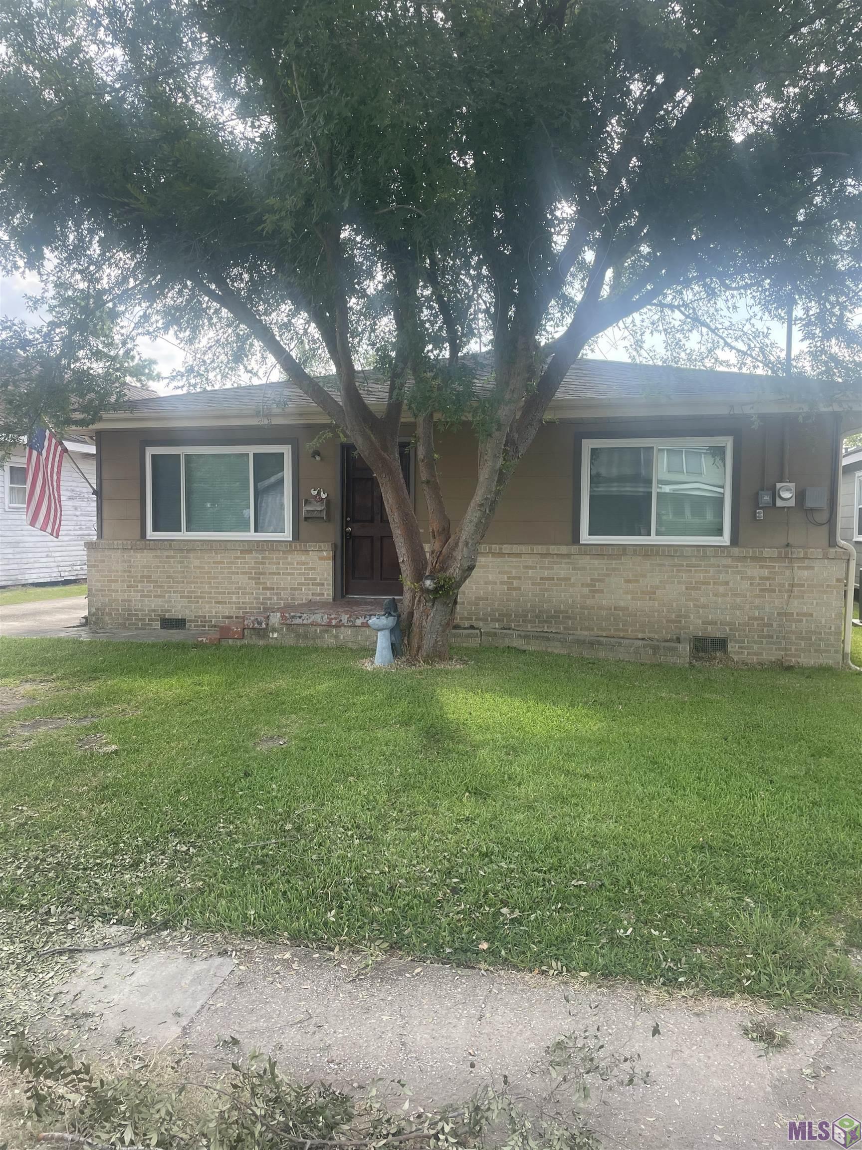 521 Lagarde Street Thibodaux, LA 70301 - Photo 1 of 9