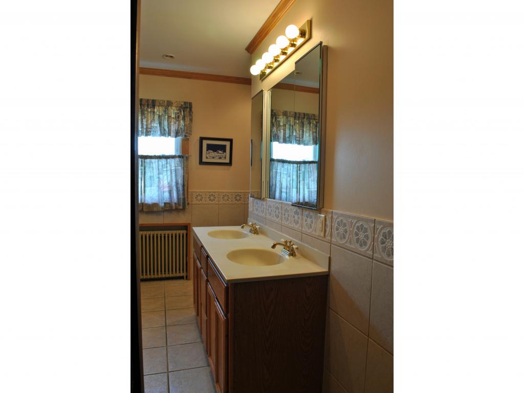40 Prospect Street Lancaster, NH 03584 - Photo 20 of 24 Gallery Image 20