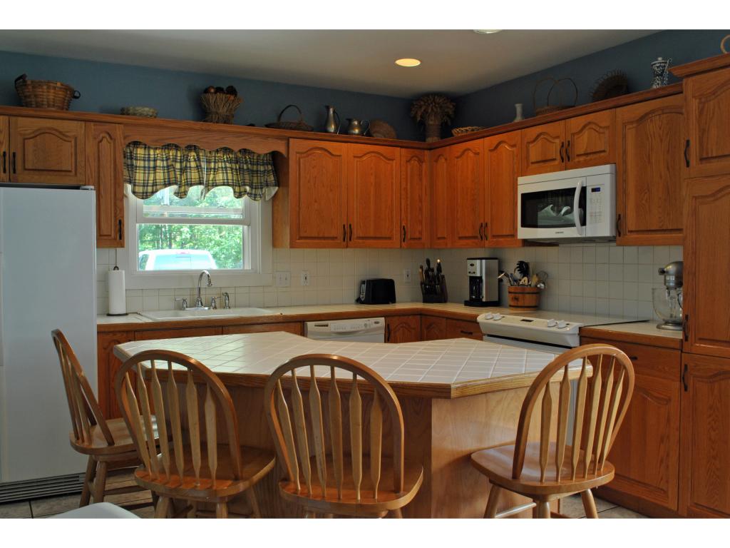 40 Prospect Street Lancaster, NH 03584 - Photo 3 of 24 Gallery Image 3