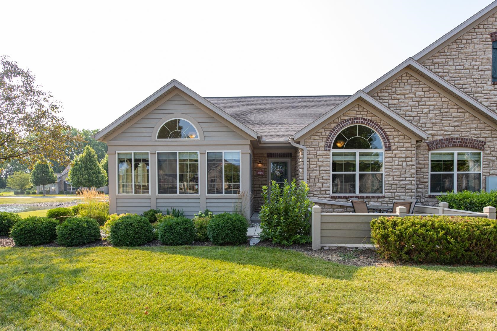 2306 East Sienna Way Appleton, WI 54913 - Photo 2 of 43