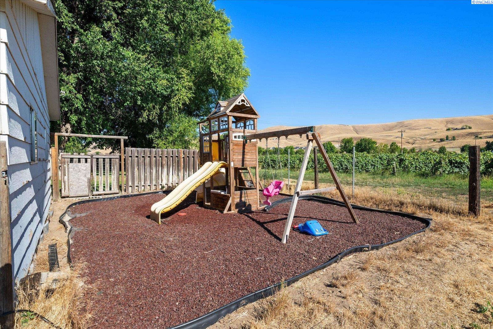150301 West Byron Road Prosser, WA 99350 - Photo 33 of 34 Gallery Image 33