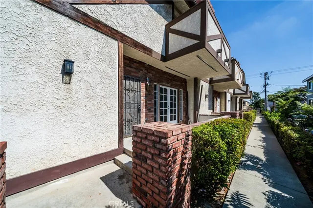 $718,888 | 123 North Alhambra Avenue, Unit D, Monterey Park, CA 91755