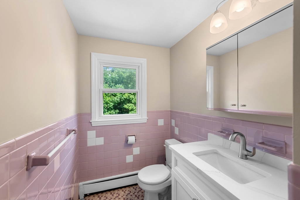 55 Dibble Road Lynn, MA 01904 - Photo 15 of 35