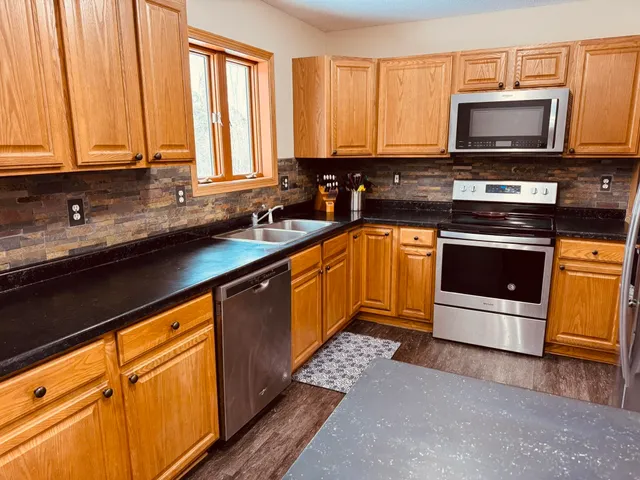 $479,000 | 684 Stanley Road, Two Harbors, MN 55616