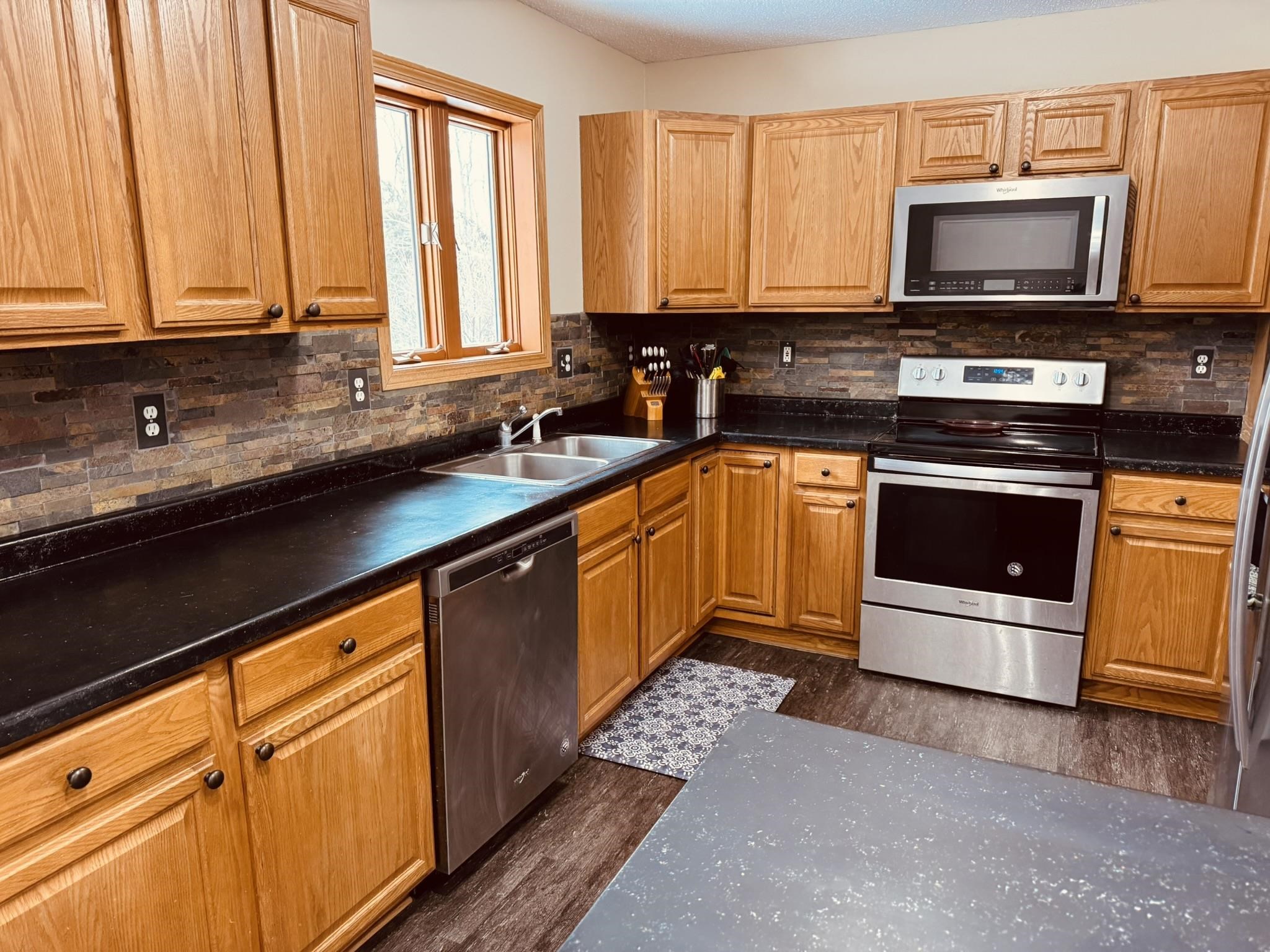 684 Stanley Road Two Harbors, MN 55616 - Photo 15 of 38