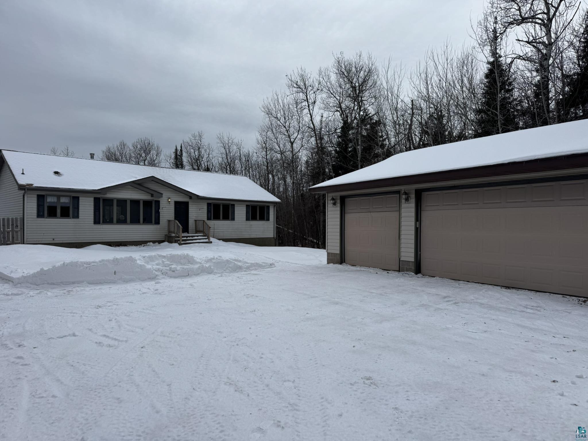 684 Stanley Road Two Harbors, MN 55616 - Photo 3 of 38