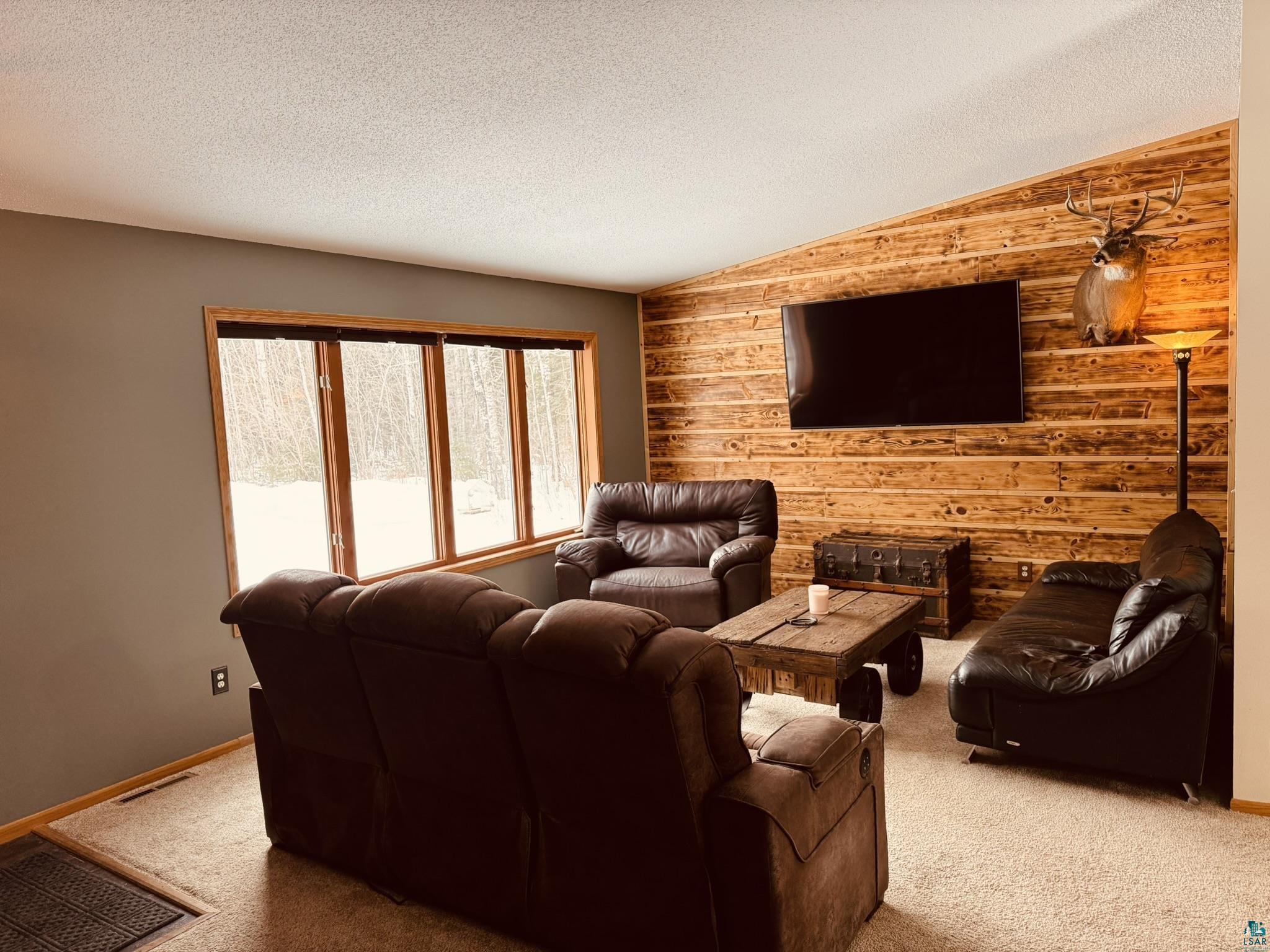 684 Stanley Road Two Harbors, MN 55616 - Photo 6 of 38