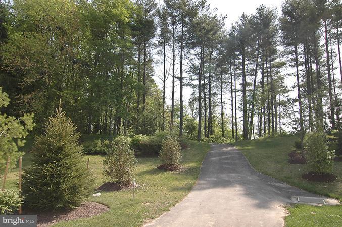 4017 Ranch Road Upper Marlboro, MD 20772 - Photo 9 of 15 Community Walking Trails