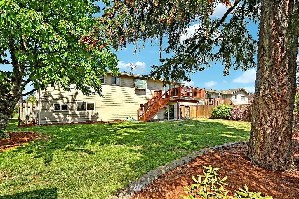 4319 Northeast 20th Street Renton, WA 98059 - Photo 18 of 18