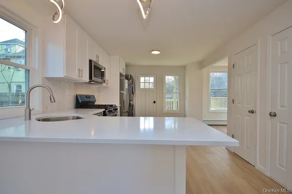 $799,900 | 431 4th Street, Mamaroneck, NY 10543