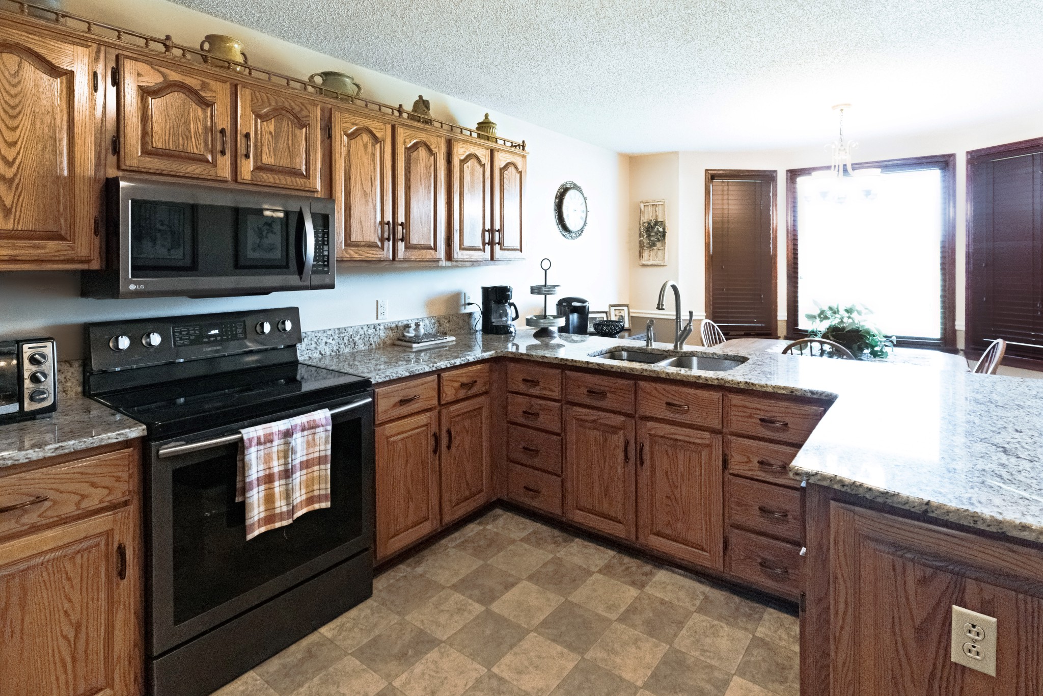 5631 Courtland Road Springfield, TN 37172 - Photo 4 of 27 Gallery Image 4
