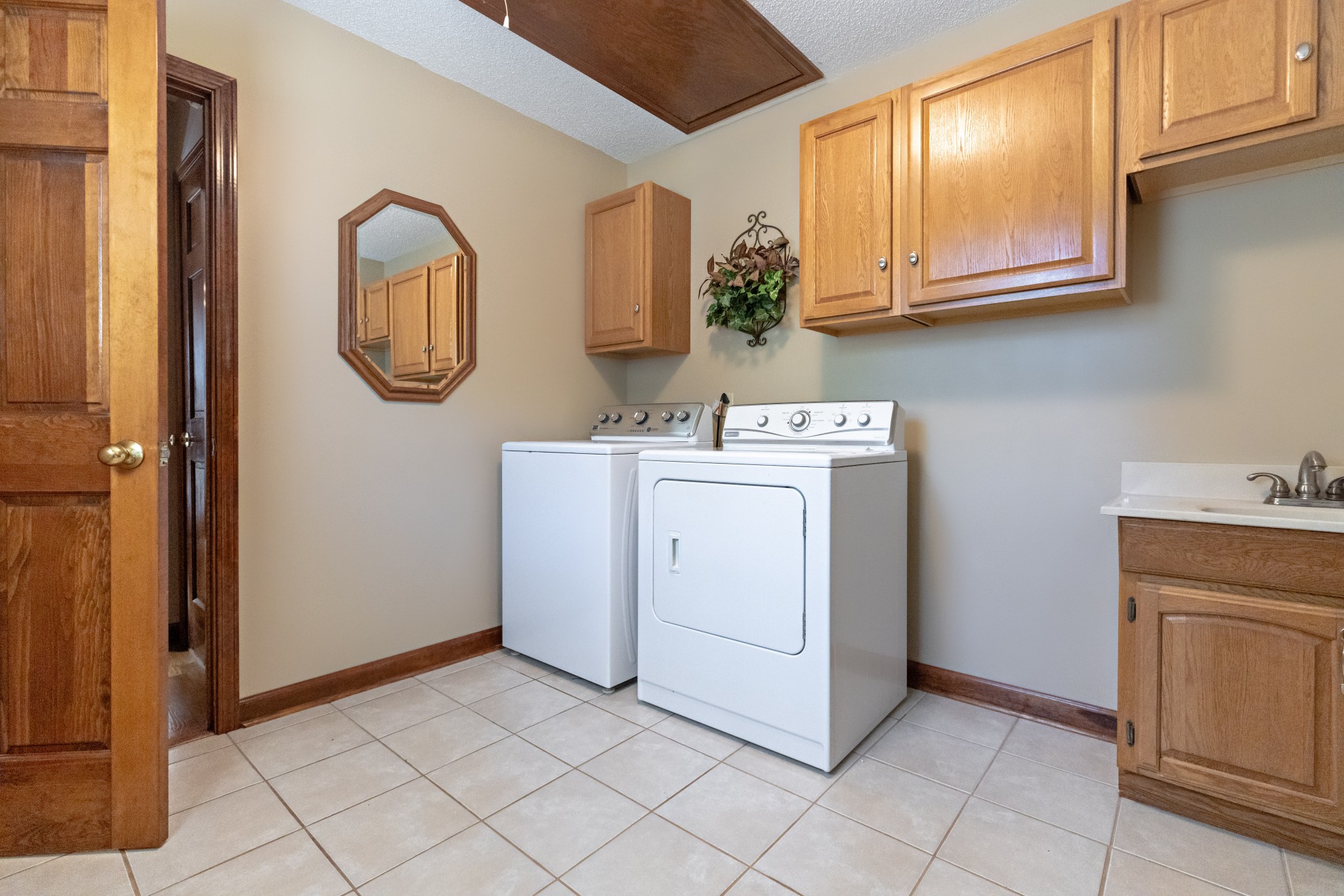 5631 Courtland Road Springfield, TN 37172 - Photo 10 of 27 Gallery Image 10
