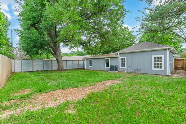 front view of house with a yard