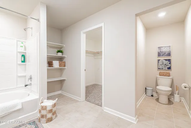 $4,500 | 407 Broussard Hl Drive, Broussard, LA 70518