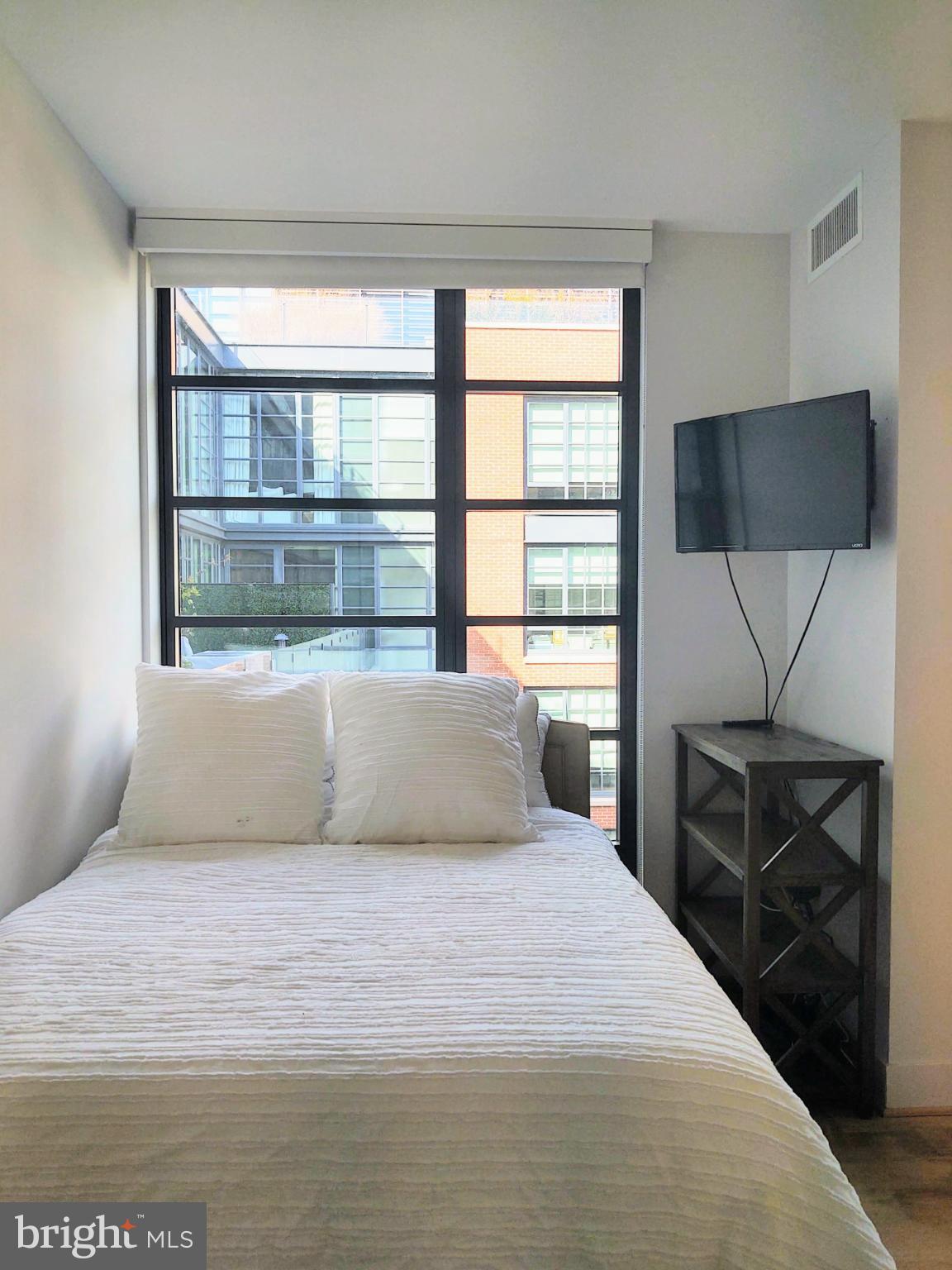 45 Sutton Square Southwest, Unit 1112 Washington, DC 20024 - Photo 12 of 46 Serene sleeping oasis.