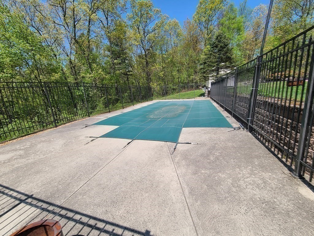 103 Burbank Road Sutton, MA 01590 - Photo 33 of 36 a view of outdoor space and yard