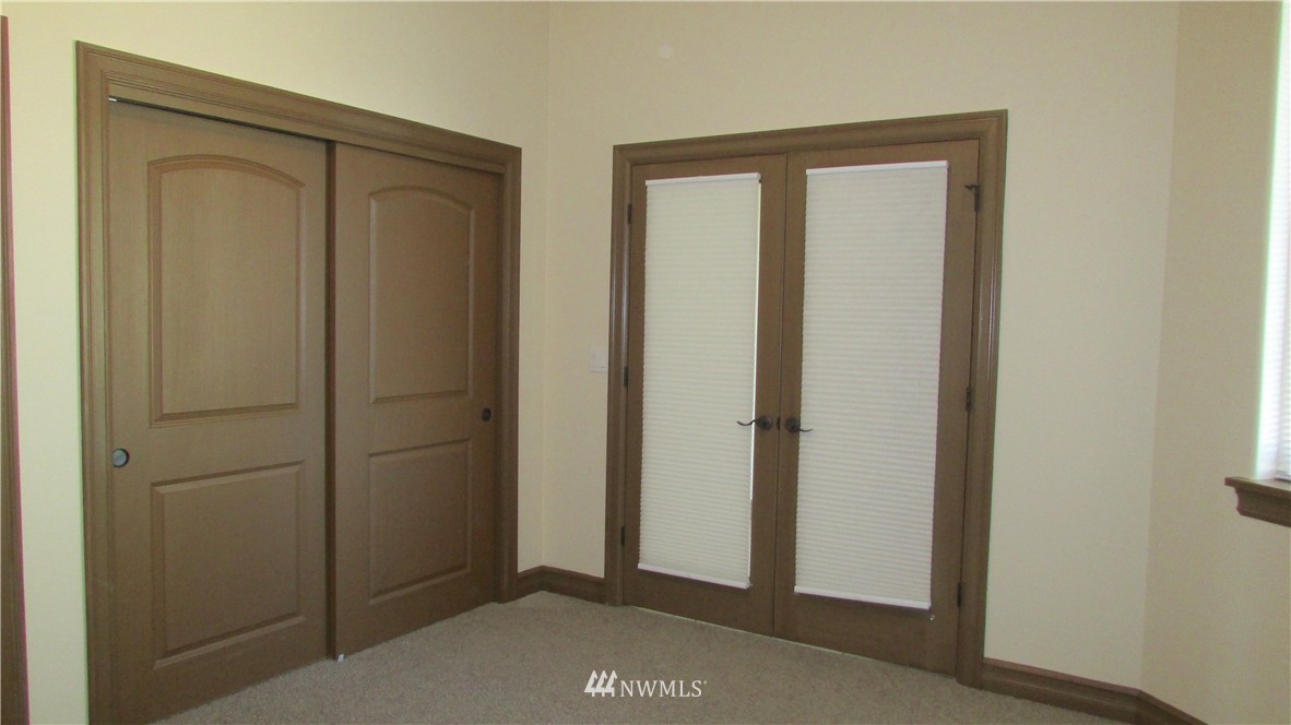 3008 Valley Road Northeast Moses Lake, WA 98837 - Photo 11 of 25 Gallery Image 11