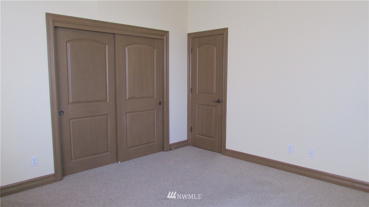 3008 Valley Road Northeast Moses Lake, WA 98837 - Photo 15 of 25 Gallery Image 15