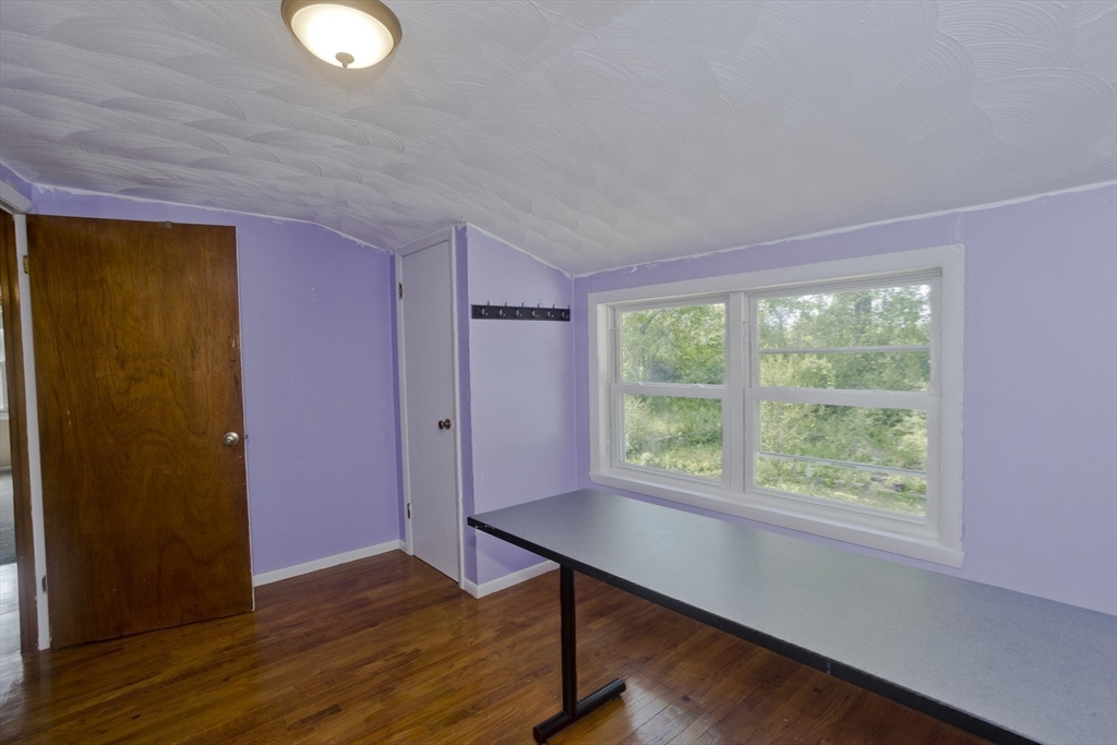 93 Moss Road Springfield, MA 01119 - Photo 26 of 40