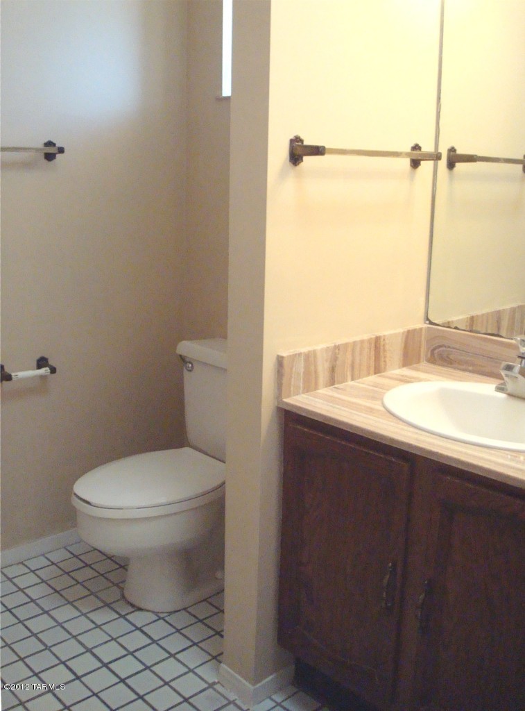 1945 West Sunkist Road Tucson, AZ 85755 - Photo 8 of 24 Gallery Image 8