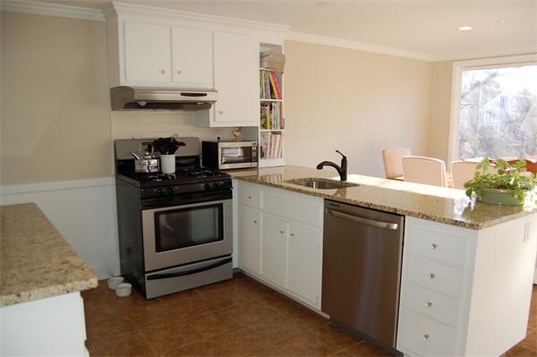 28 Leewood Road Wellesley, MA 02482 - Photo 12 of 20