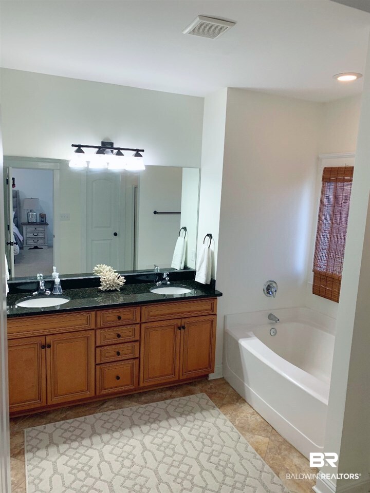 8618 Rosedown Lane Daphne, AL 36526 - Photo 14 of 26