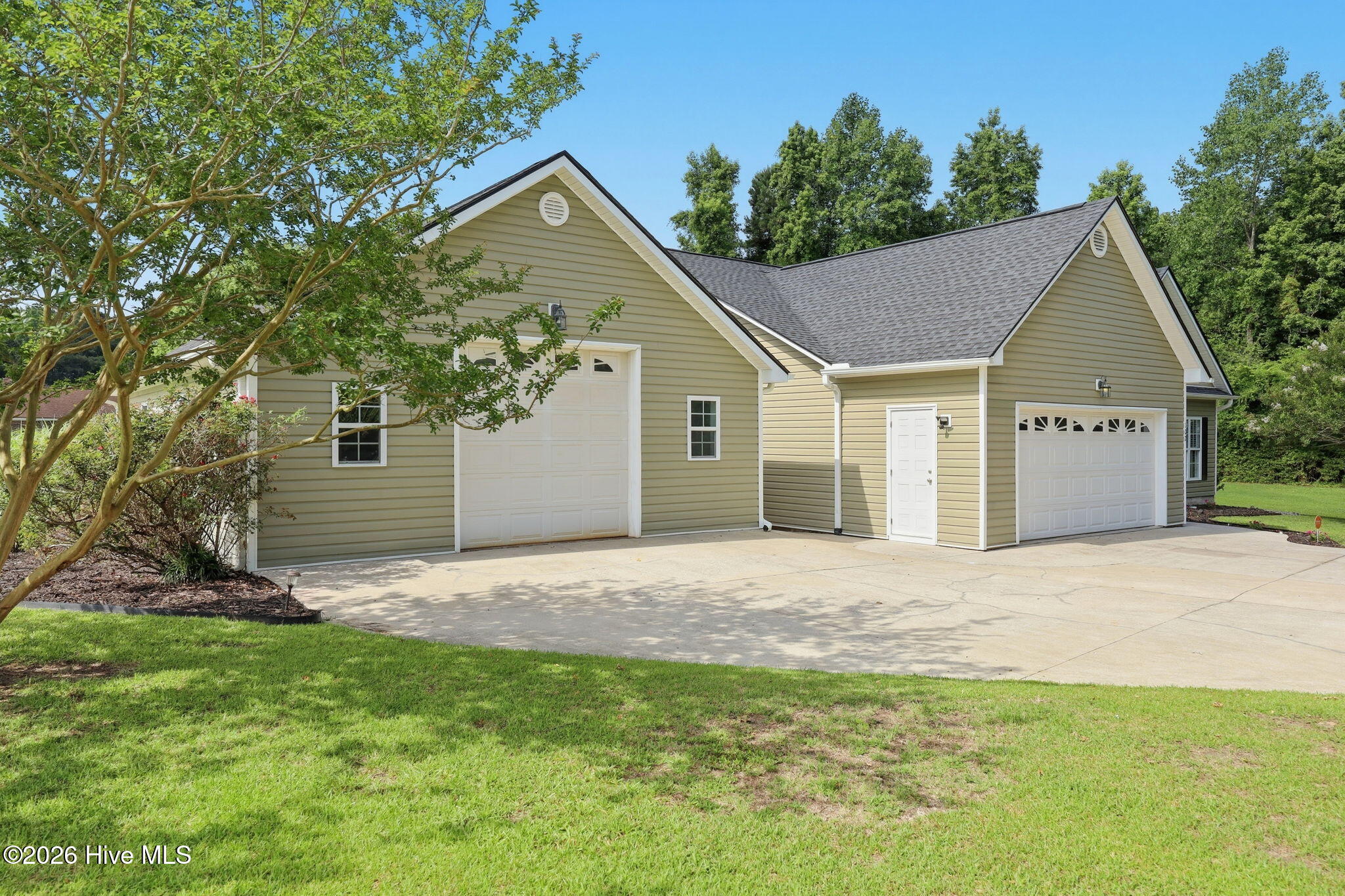 102 Spring Leaf Lane Jacksonville, NC 28540 - Photo 35 of 52