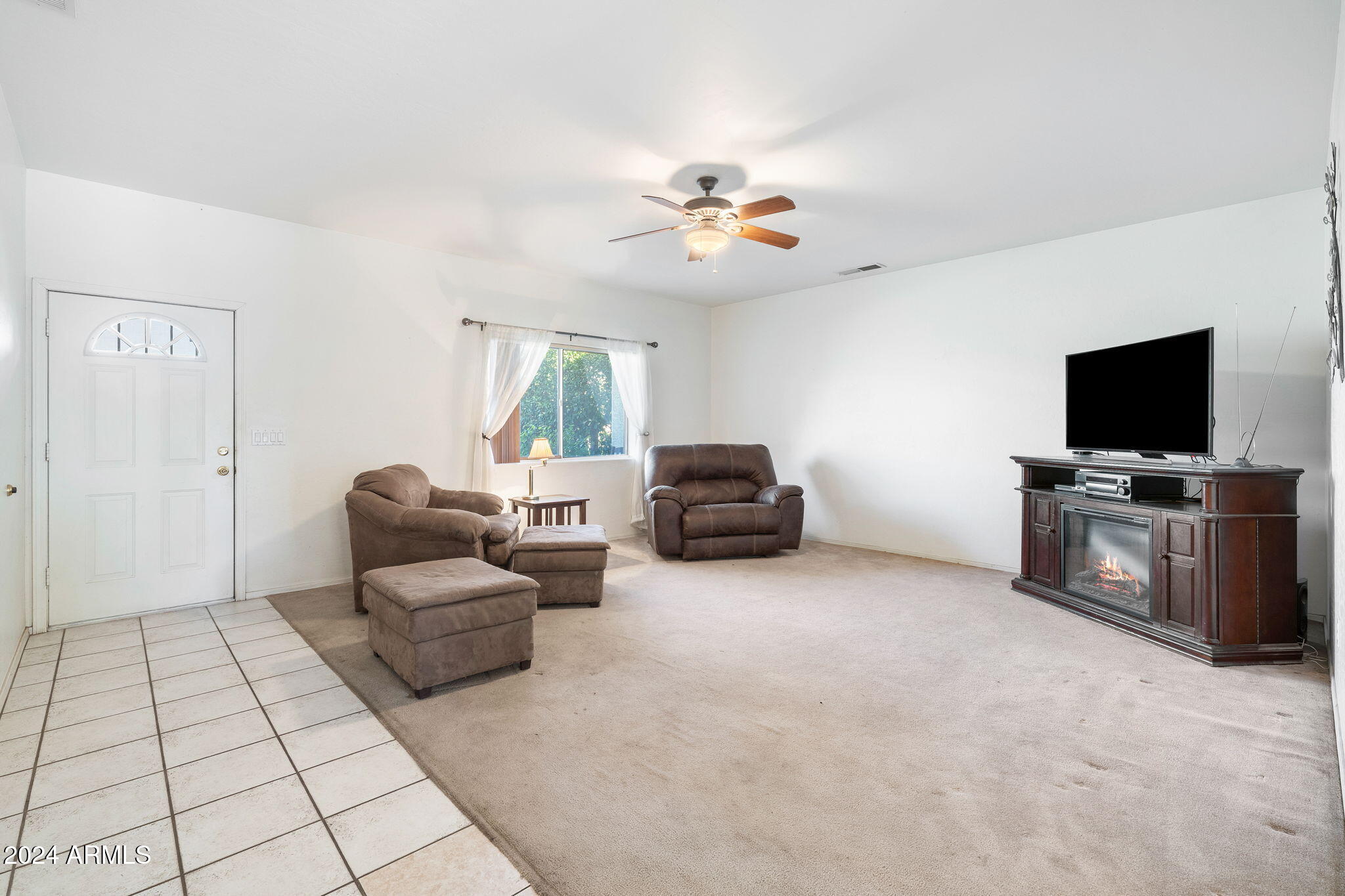 15439 East Appleby Road Gilbert, AZ 85298 - Photo 5 of 21 029__15439 E Appleby Rd