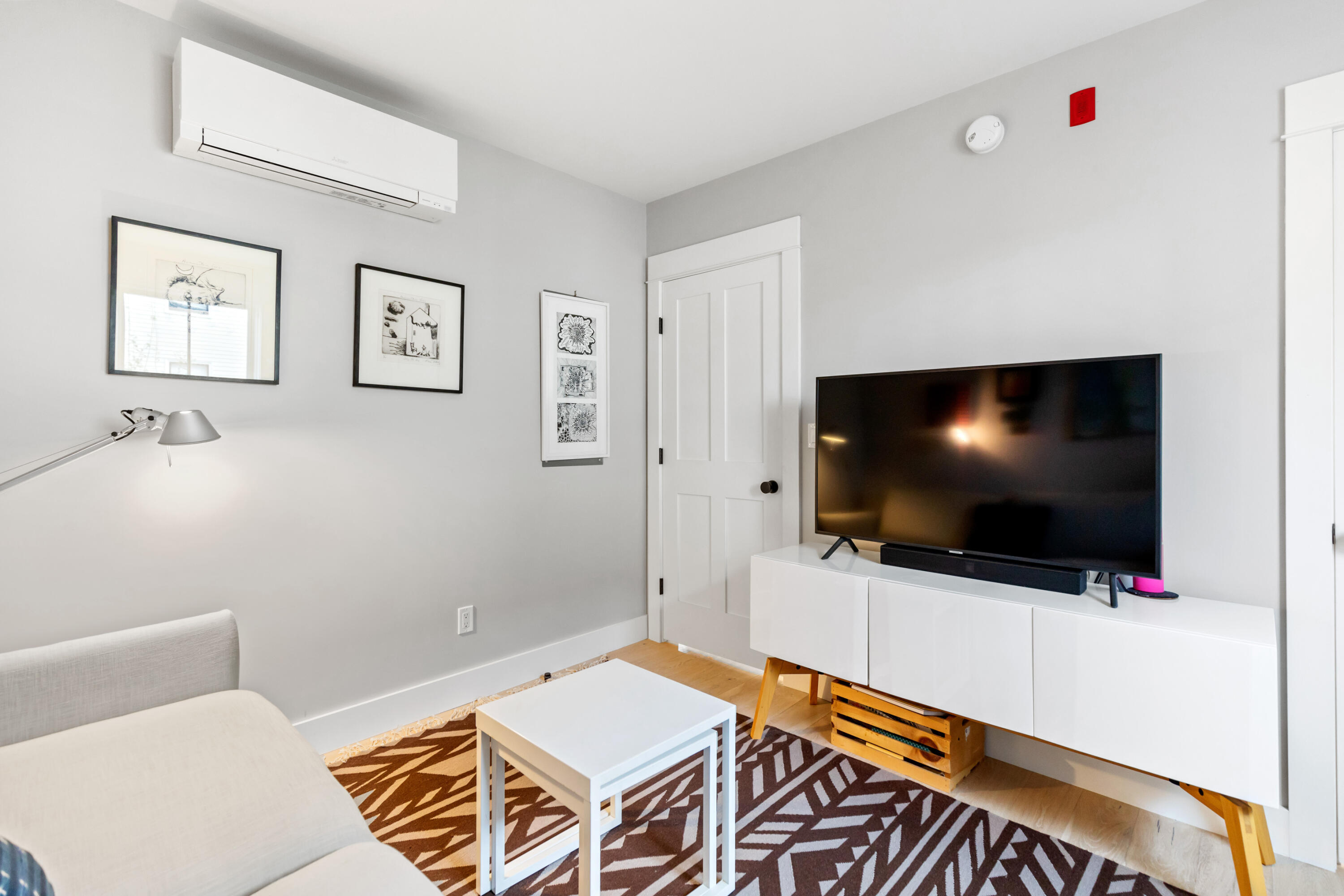 60 Munjoy Street, Unit 1 Portland, ME 04101 - Photo 20 of 37 Den 2