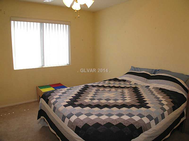193 Raton Drive Henderson, NV 89074 - Photo 17 of 26 Bedroom.