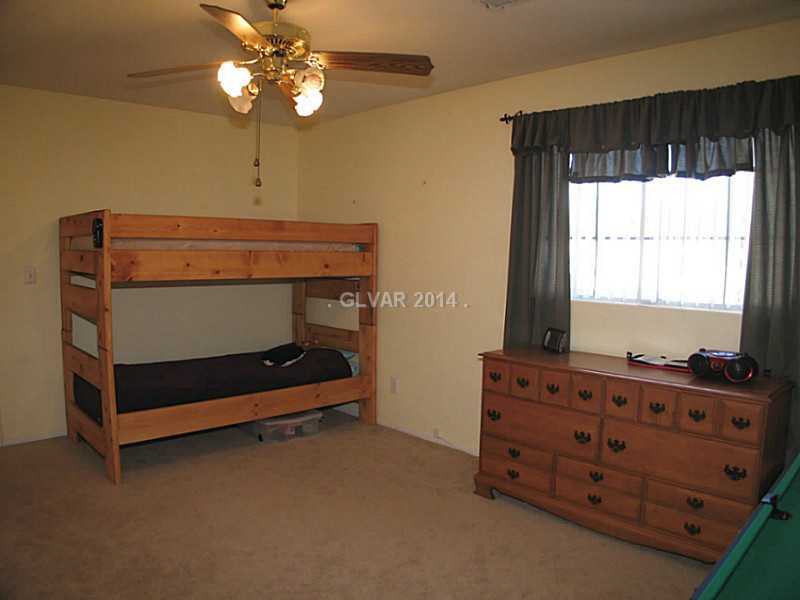 193 Raton Drive Henderson, NV 89074 - Photo 18 of 26 Bedroom.