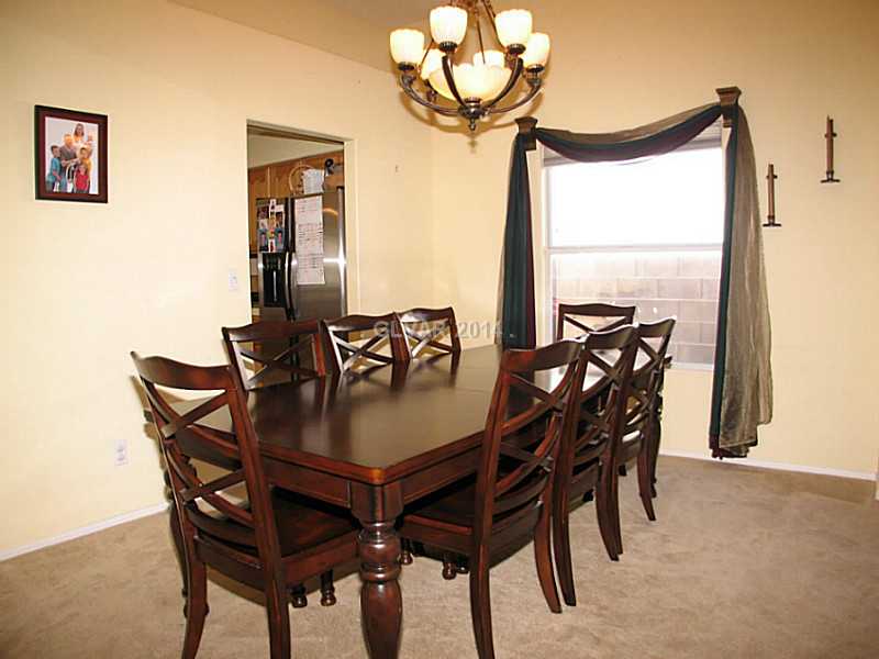 193 Raton Drive Henderson, NV 89074 - Photo 5 of 26 Dining Room.