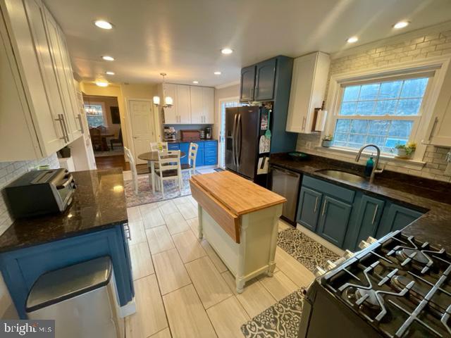 7635 Highland Street Springfield, VA 22150 - Photo 6 of 58