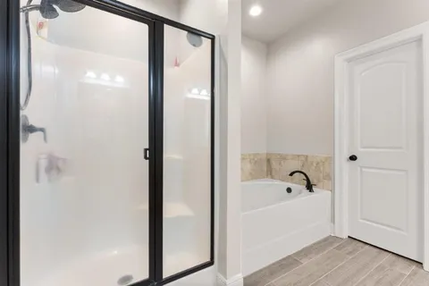 $275,000 | 1811 Poeyfarre Drive, Lake Charles, LA 70611