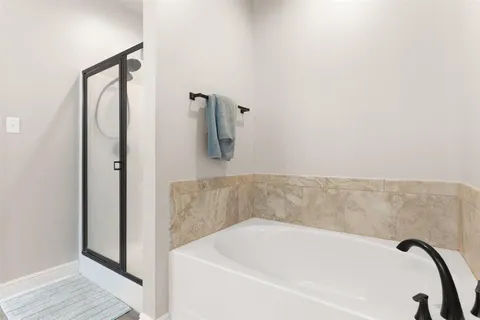 $275,000 | 1811 Poeyfarre Drive, Lake Charles, LA 70611