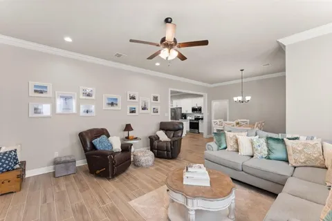 $275,000 | 1811 Poeyfarre Drive, Lake Charles, LA 70611