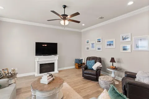 $275,000 | 1811 Poeyfarre Drive, Lake Charles, LA 70611